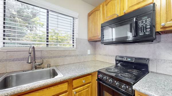 Apartments on Marin St - 10 · Kentfield photo 4