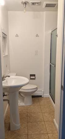 1 Bedroom House with Private Parking  Outdoor Storage photo 5
