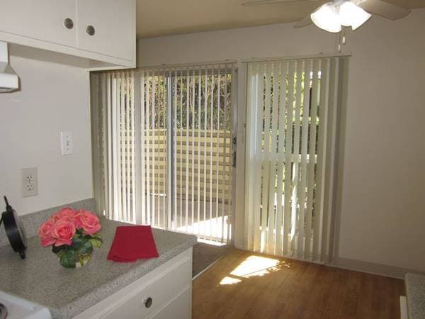 1BR/1BA Apartment on Fremont Blvd · Fremont photo 2