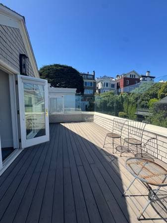 6BR/5BA Single Family House · San Francisco photo 2