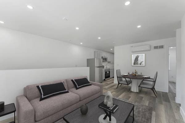 3BR/2BA Duplex on 62nd St · Emeryville photo 1