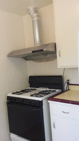 2BR/1BA Duplex · Mountain View photo 3