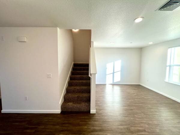 2BR/3BA Townhouse on Kendall Way · Windsor photo 5