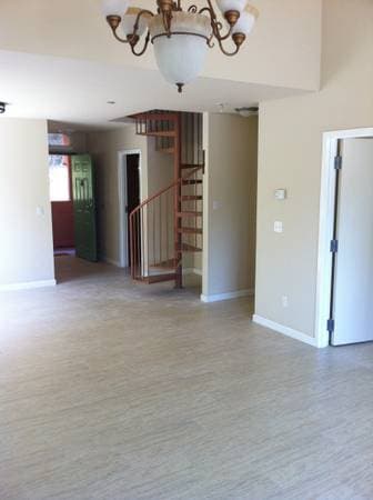 3BR/2BA Apartment on Caldecott Lane · Oakland photo 1