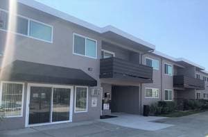 2BR/2BA Apartment on Central Ave. · Fremont photo 4