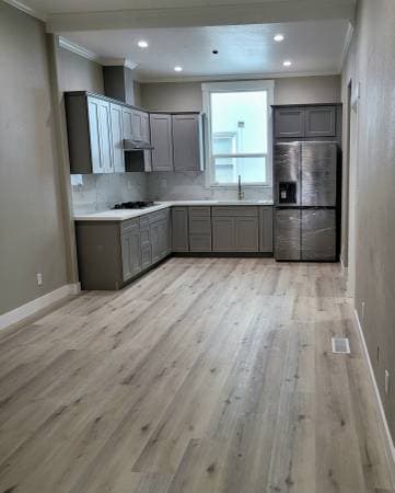 2BR/2BA Single Family House on Martin Luther King Jr Way · Oakland photo 4