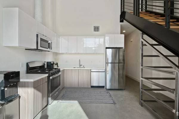 950 Lofts photo 3