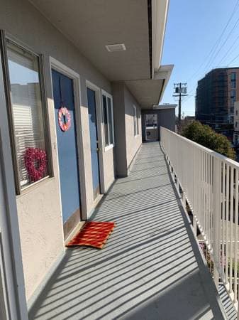 2BR/1BA Apartment on California St · Berkeley photo 2