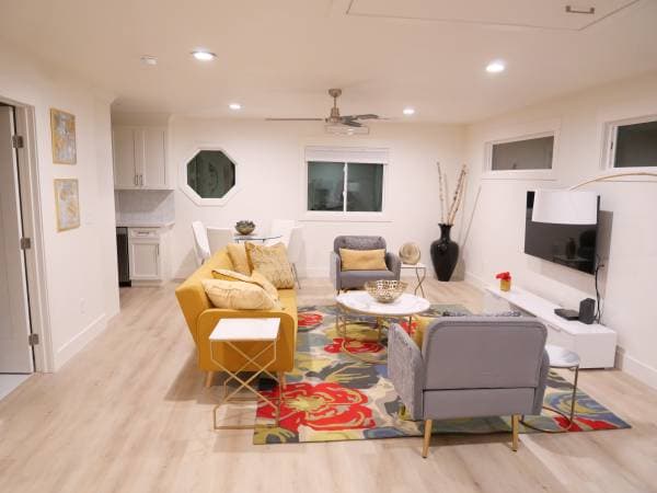 2BR/1BA Apartment on Holanda Lane · Dublin photo 1