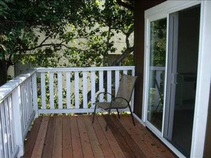 1BR/1BA In Law Adu · Oakland photo 2