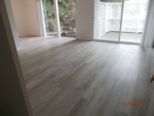 2BR/1BA Apartment on Pine Hill Rd. A · Mill Valley photo 3