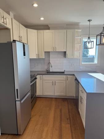 3BR/2BA Apartment · Oakland photo 2