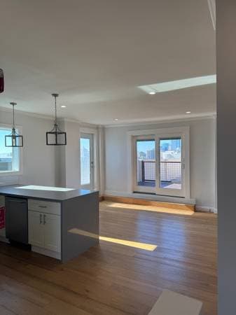 3BR/2BA Apartment · Oakland photo 4