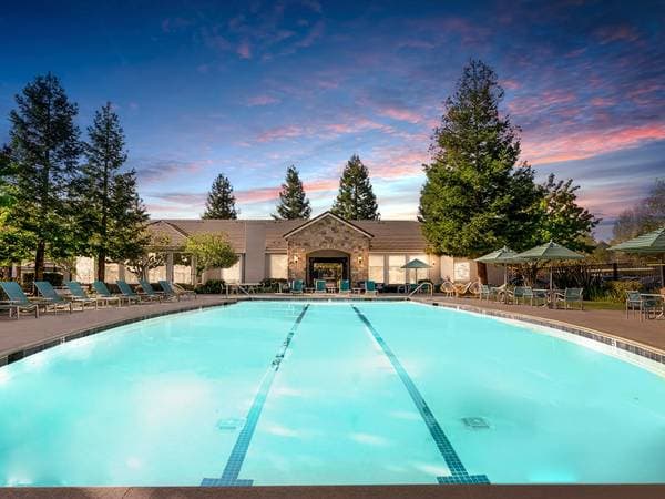 2BR/2BA Apartment on Rohnert Park Expressway · Rohnert Park photo 2