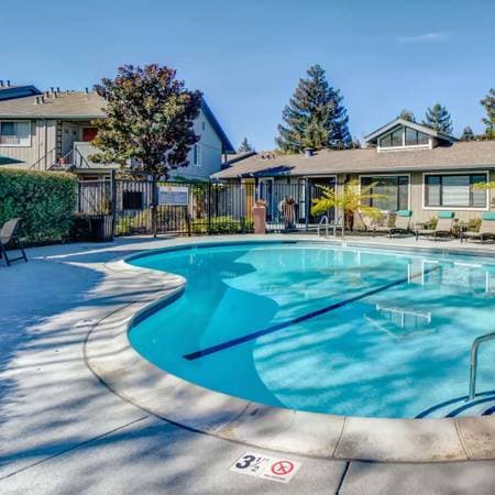 2BR/2BA Apartment on Paseo Padre Pkwy · Fremont photo 2