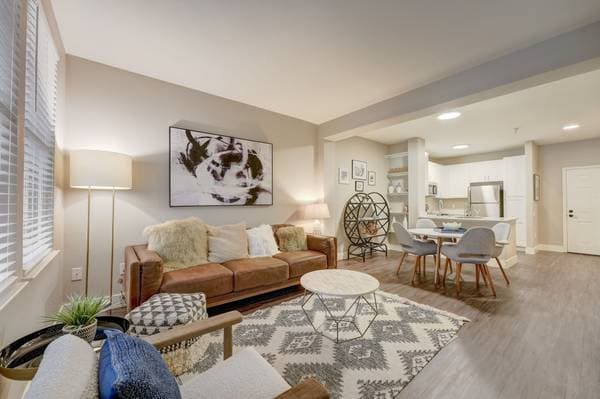 1BR/1BA Apartment on Ryland St. · San Jose photo 3