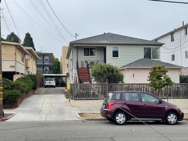 1BR/1BA Apartment · Berkeley photo 1