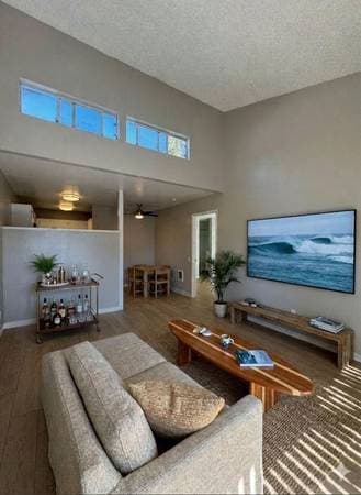 1BR/1BA Apartment on Button St · Santa Cruz photo 1