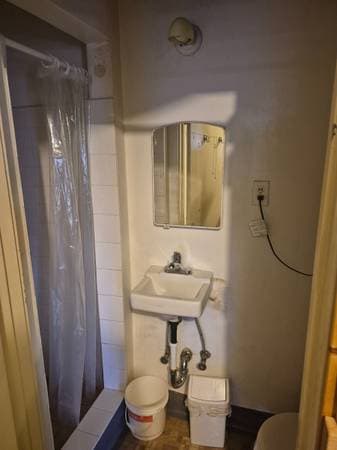 3BR/2BA Apartment · Berkeley photo 3