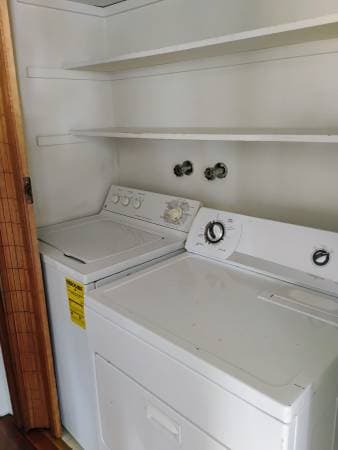 2BR/1BA Duplex on Key Boulevard · El Cerrito photo 1