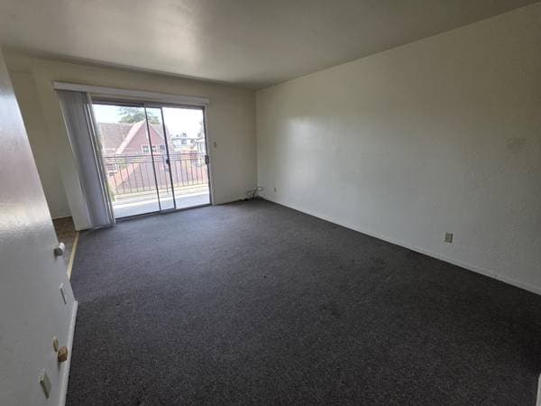 2BR/2BA Apartment on Blake Street · Berkeley photo 3