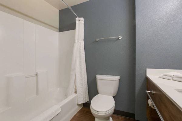 1BR/1BA Apartment · Fremont photo 2