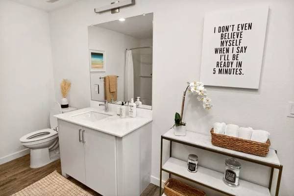2BR/2BA Apartment on Yolanda Ave · Santa Rosa photo 3