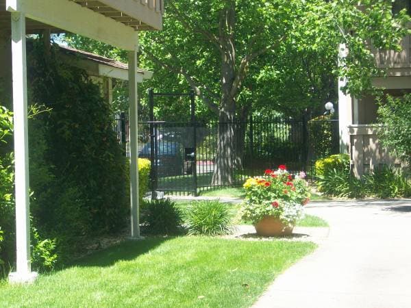 Garden Terrace Apts photo 5