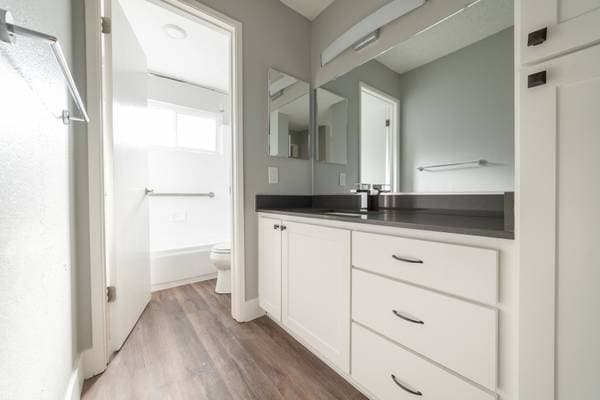 1BR/1BA Apartment on Harder Road · Hayward photo 5