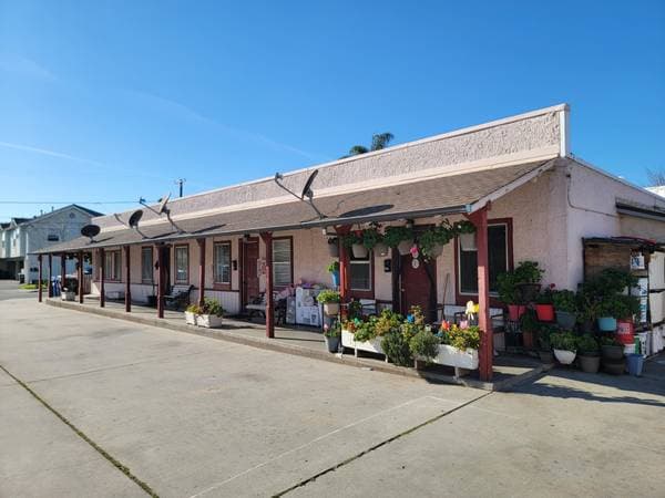 1BR/1BA Apartment · Watsonville photo 3