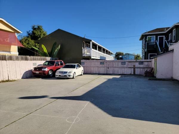 1BR/1BA Apartment · Watsonville photo 4