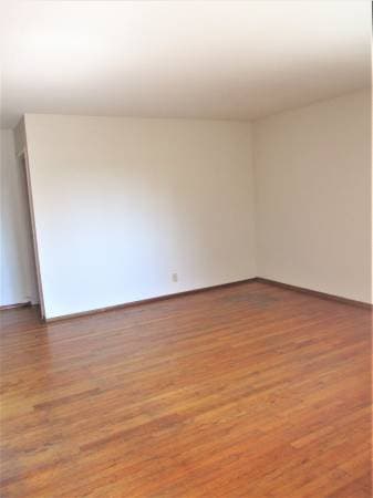 2BR/1BA Apartment on Walnut Ave. · Santa Cruz photo 2
