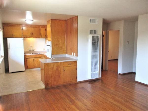 2BR/1BA Apartment on Walnut Ave. · Santa Cruz photo 3