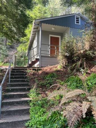 1BR/1BA Duplex on Hazel Avenue · Boulder Creek photo 1