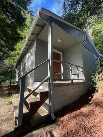 1BR/1BA Duplex on Hazel Avenue · Boulder Creek photo 2