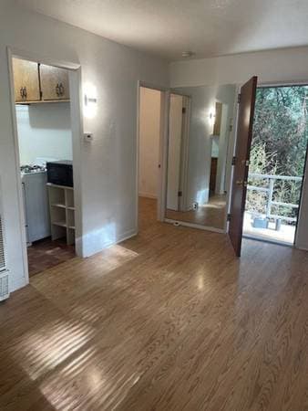 1BR/1BA Duplex on Hazel Avenue · Boulder Creek photo 5