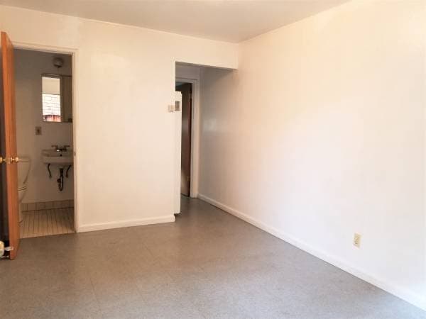 0BR/1BA Apartment · Berkeley photo 1