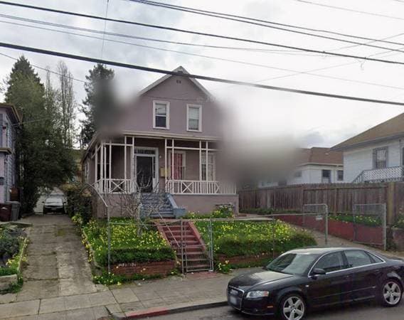 1BR/1BA Apartment · Oakland photo 1
