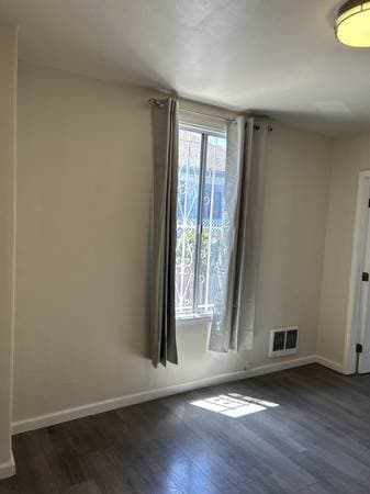 1BR/1BA Apartment · Oakland photo 4