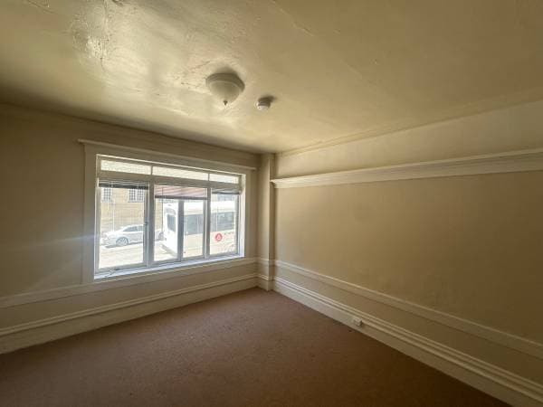 Colonade photo 2