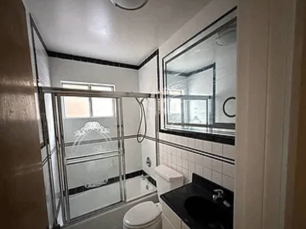 Presidio Terrace Newly Renovated, Top Floor Apartment! - Progressive photo 4