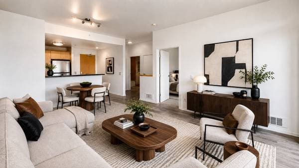 1BR/1BA Apartment on Lakeside Drive · Oakland photo 3