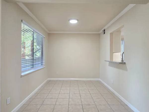 2BR/2BA Condo on Makati Cir · San Jose photo 3
