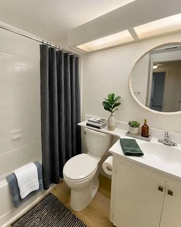 2BR/2BA Condo · Fremont photo 5