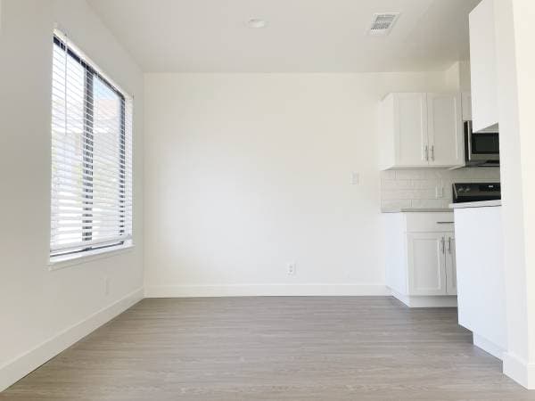 2BR/1BA Apartment on North Lake Drive · Dublin photo 2