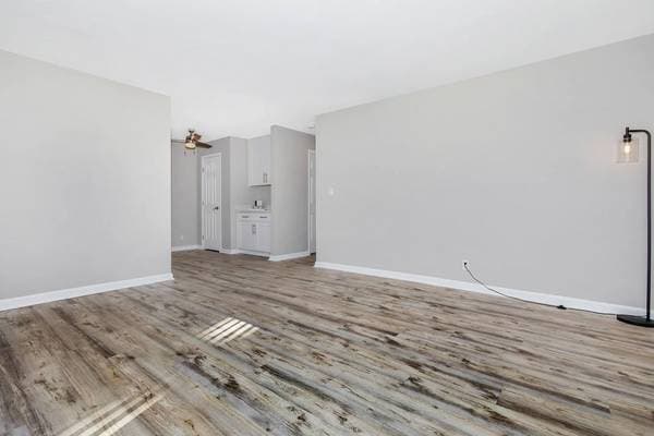 1BR/1BA Apartment on Contra Costa Boulevard · Pleasant Hill photo 2