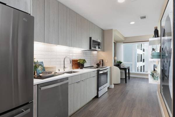 Apartments on Constitution Drive · Menlo Park photo 4
