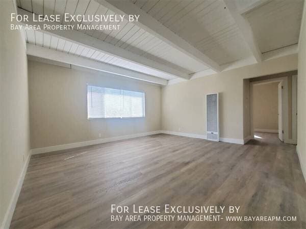 Charming Updated 2-Bedroom Home in Prime Location photo 4