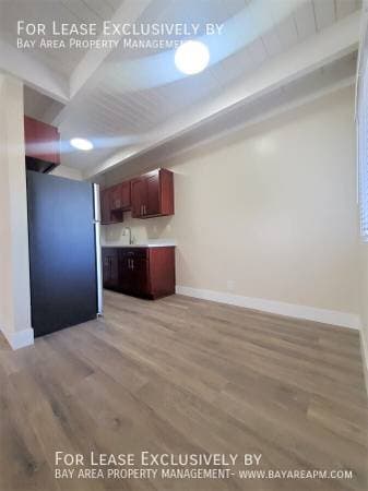 Charming Updated 2-Bedroom Home in Prime Location photo 5