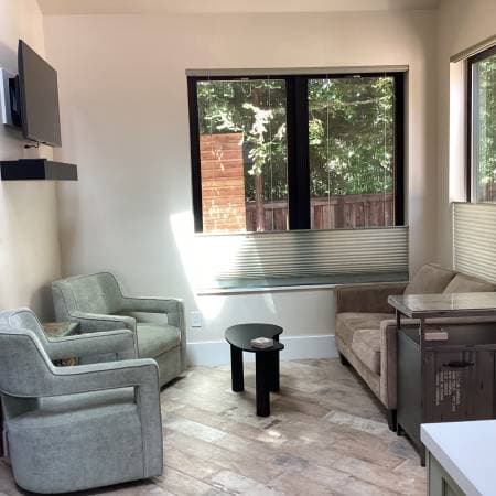 1BR/1BA Apartment · Lafayette photo 3